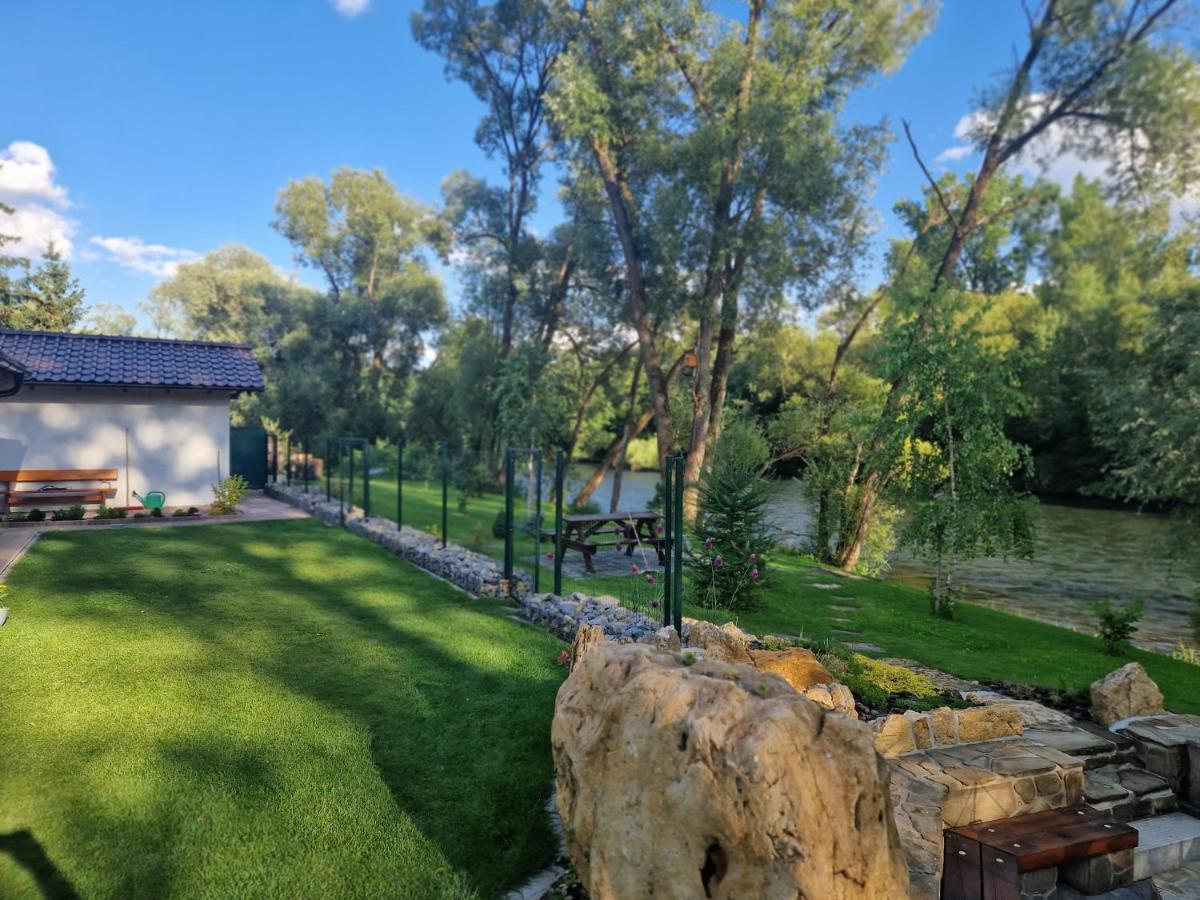 Villa Garden Besenova Exterior photo